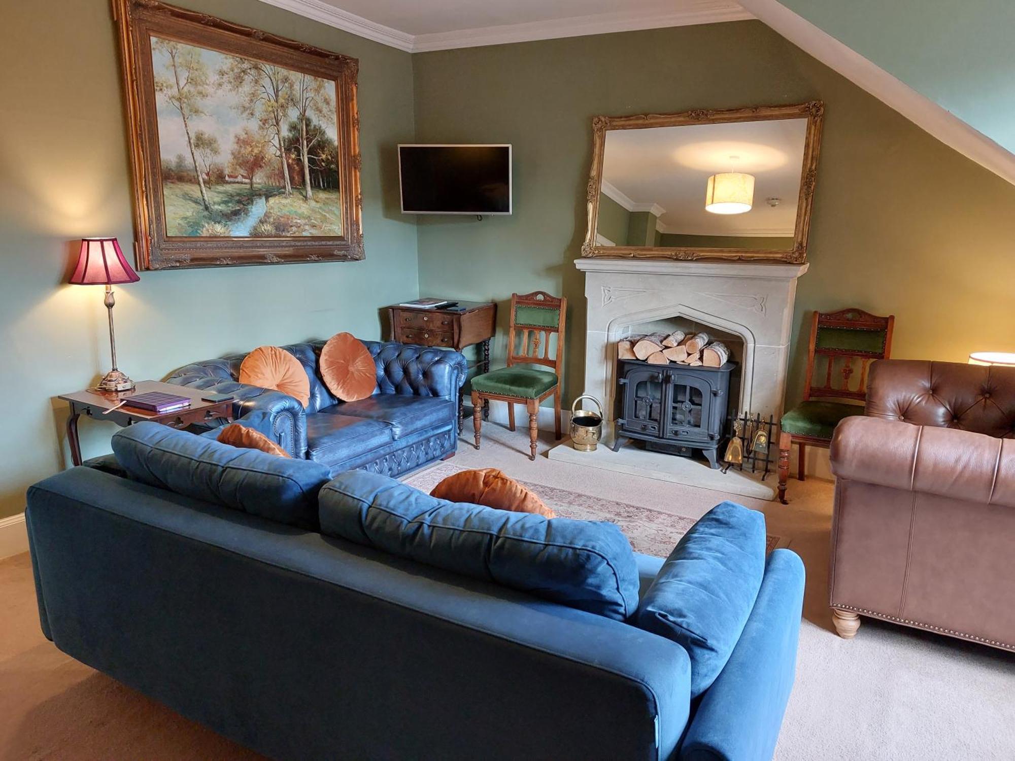 Stunning 5Br Royal Mile Penthouse Apartment เอดินบะระ ภายนอก รูปภาพ
